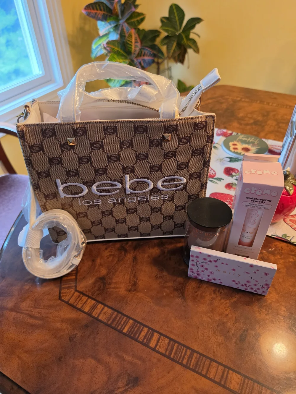 🌸 NWT BEBE Los Angeles Tallula Small Satchel + Beauty Bundle 🌸